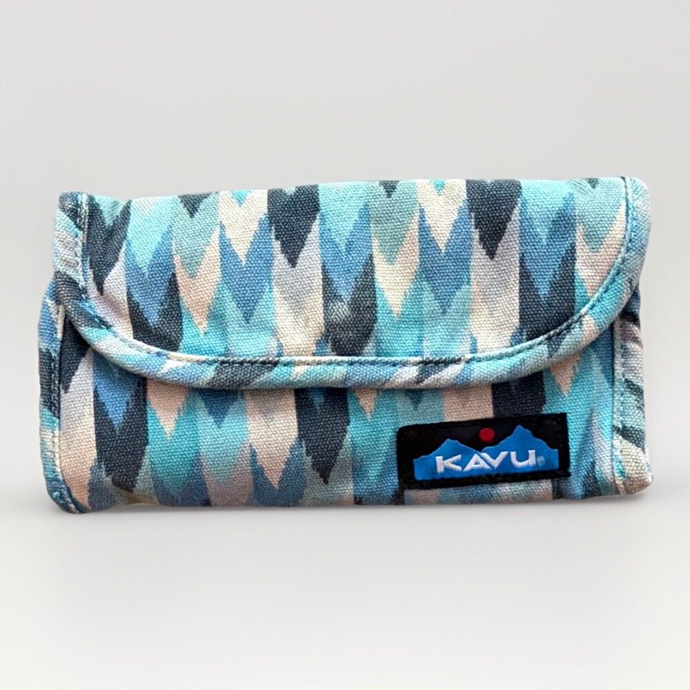 KAVU x Blue Geometric Women's Folding Wallet w/ Card Slot, Cash Slot Zip Pocket